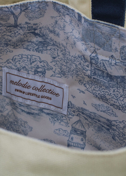 WEEKENDER TOTE