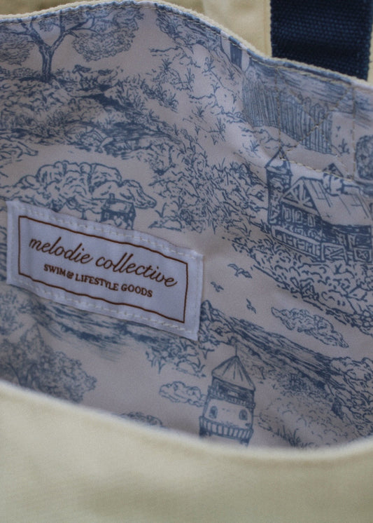 WEEKENDER TOTE