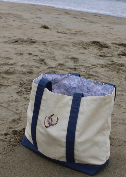 WEEKENDER TOTE